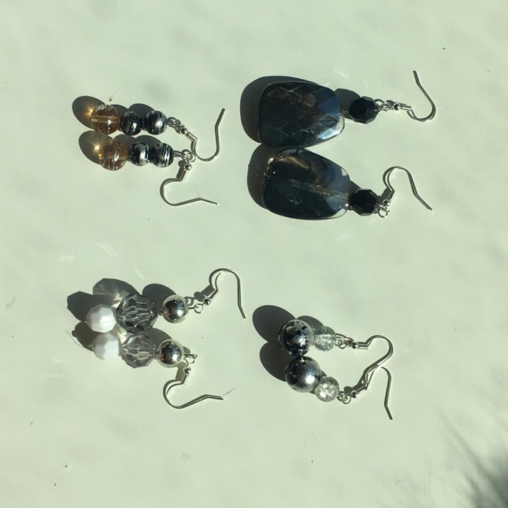 4 earring bundle